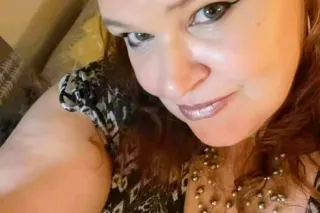 lucky charm looking for her ma... - Image 3