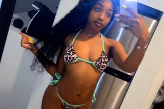 Your Fav Brownskin Caramel Hon... - Image 1