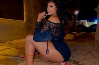 CUM HERE BBBY😝 Last night in t... - Image 3