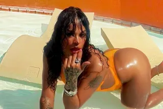 CUM HERE BBBY😝 Last night in town 🗣 - Image 6