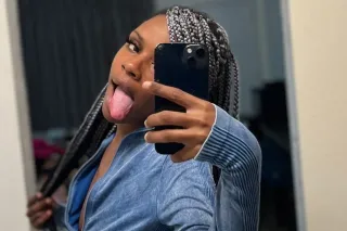 4'8 Slim Petite Beauty 💦🍑QV SP... - Image 2