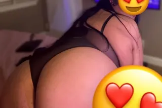 Wet pussy💦Redbone glow🤩, BBW c... - Image 1