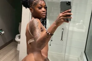 QV IN SPEACIAL 🏩 | PETITE FREA... - Image 1