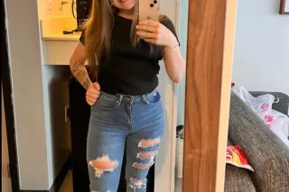 PLEASE READ THE AD incall & outcall available - Image 6