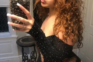 your new favorite playmate 👯♀, new to town 🍭,discreet 🤫 - Image 5