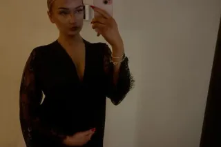 #allabtmeposter💋 content and f... - Image 2