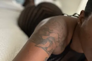 Sexy Panamanian last day in town, don't miss it🍫🍭 - Image 5