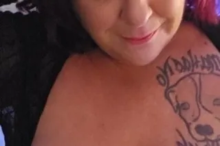 40+ Lady Available All Day | I... - Image 2