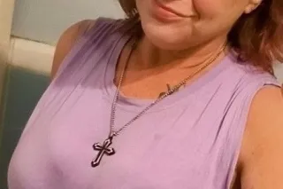 40+ Lady Available All Day | I... - Image 3