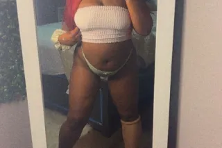 ...............cummmmm see me ... - Image 1