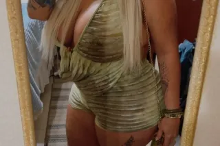 SEXY SAT with your FAV blonde ... - Image 2