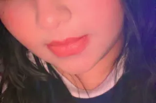 Sexy y Caliente - 24 - Image 1