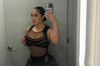 💦Available for Incall-Outcall🍑... - Image 1