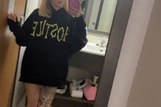 ashley winter - Image 6