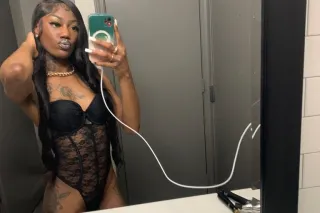 💦ALERT ALERT ALERT COME SEE ME... - Image 1