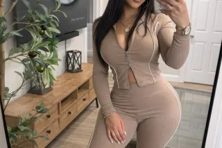 ✨ Sweet, classy & unforgettabl... - Image 1