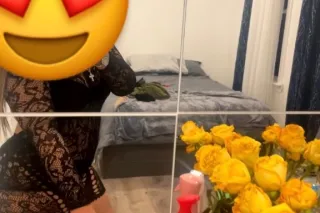 Your very own live vixen🫦........ - Image 1