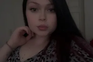 Sweet Big ass, petite & a litt... - Image 1