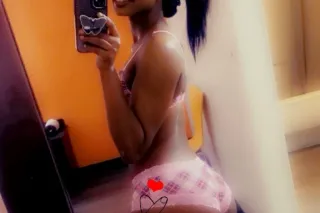 💜💜Beautiful and exotic availab... - Image 1