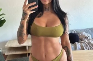 💕In town and ready for fun💕 - Image 5