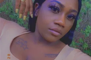 two hot gilrs - 26 - Image 1