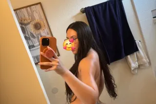 Beautiful Latina Available Now... - Image 1