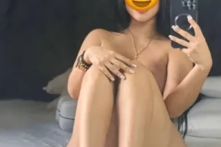 Soy una chica caliente ,latina... - Image 2