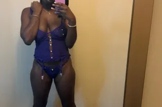 mocha🫦 - 23 - Image 1