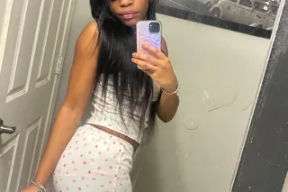 Creamy Tight Pussy💦Sexy Browns... - Image 4