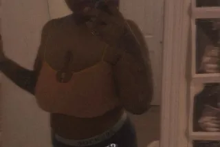 always availble - 19 - Image 1