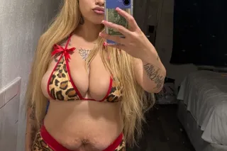 SEXY WET MAMI AVAILABLE NOW 😍💦... - Image 3