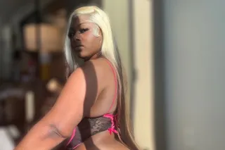 Leaving Soon💕𝓟𝓻𝓲𝓷𝓬𝓮𝓼𝓼 𝓞𝓯 𝓟𝓵𝓮𝓪𝓼... - Image 3