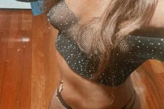 OUTS ONLY💋SWEET EDIBLE YUMMY😋 ... - Image 1