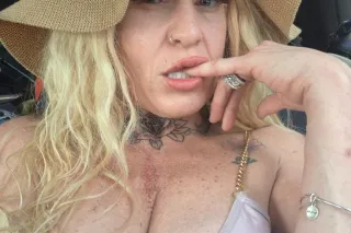 Thirsty Thhrsday🤑 - Image 5