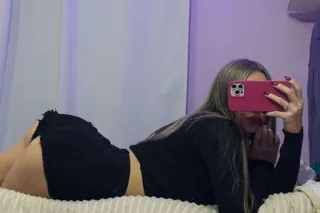 Yennifer Soy nueva en la ciuda... - Image 3