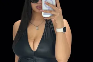 curvy sexy latina 🍒 I'm New He... - Image 3