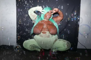 GROWN pussy - 33 - Image 2