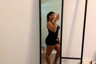 5 ⭐ bitch with some good pussy... - Image 2