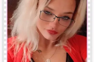 Blonde, bad, and a little too tempting 😈 - Image 9