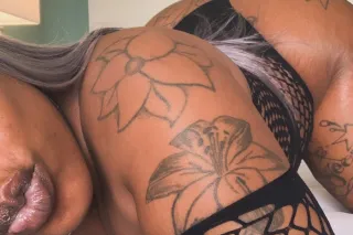 PRETTY PUSSY THROAT GOAT😻💦💦😈 I... - Image 3