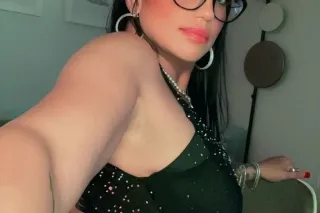 Discreet ••• AND •••• Eccentric - Image 7