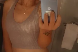 SEXY SLUT FOR YOUR EARLY MORNING PLEASURE - Image 6