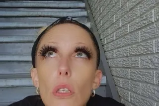 SEXY SLUT FOR YOUR EARLY MORNING PLEASURE - Image 9