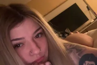 23 ✨ Blonde ✨ Visiting for the... - Image 4