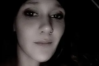 MATURE , MILFS , AVAILABLE NOW... - Image 2