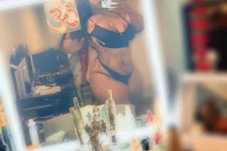 Gourgeous Thick Perfect Trans🏳‍⚧️ Wettest Asshole in memphis (see videos) , sloppy throat fuck 5 .0. 2 3.5. 30. 045 - Image 12