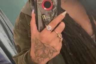 Strong-minded. Drama-free. Rea... - Image 2