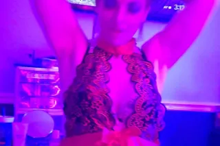 It's Swingin' Sunday, Let's Let It Slide On Down and Climb On It! - Image 7