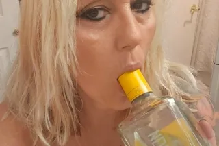 Sexy Gilf ready to please - 58 - Image 1