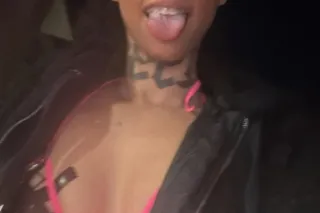 Sexy&Petite. 😍 100% Real and a... - Image 3